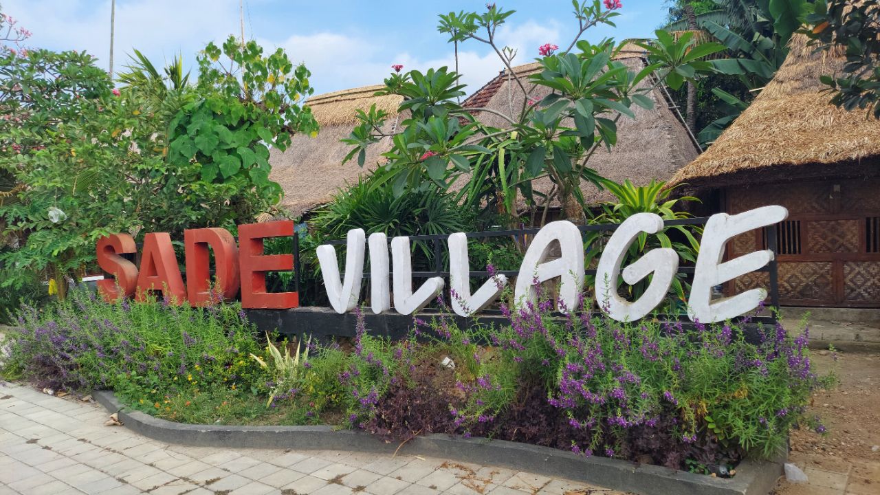 Wisata Budaya Lombok - Sade Village